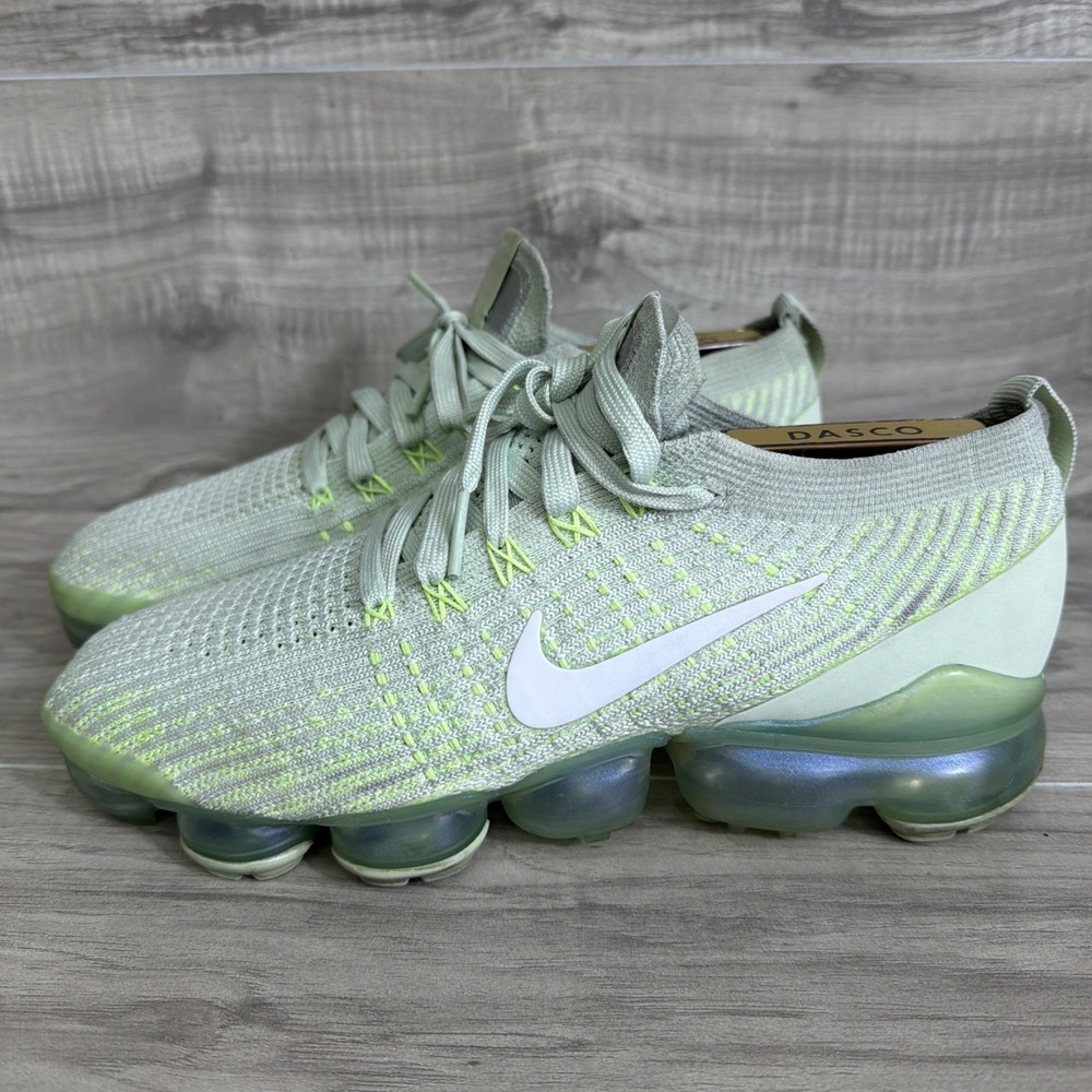 Nike Flyknit Vapormax 3 Women's Size 8 in Jade Aura Green